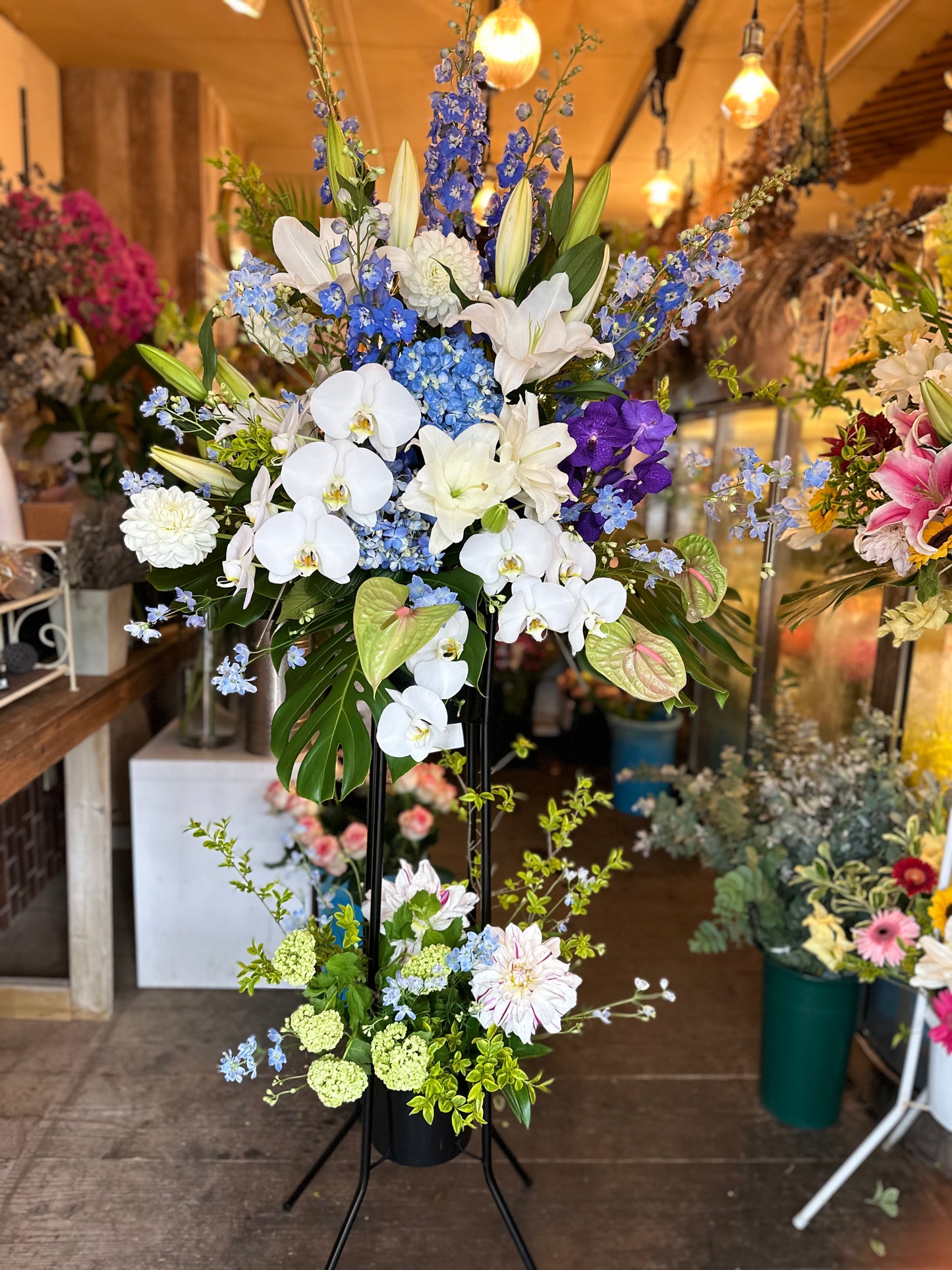 Stand flowers (celebratory flowers)